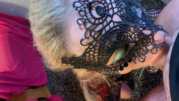 Amatőr asszony megfurulyáztatva Thumb