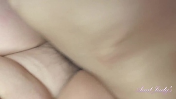 Basznivaló nagynéni észreveszi az unakoöccsét Thumb