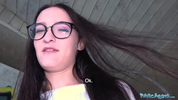 Cseh szemüveges tini pina megkélve Thumb