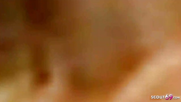 Először kap brét a punijába a 18 esztendős tündéri szűz csajszi Thumb