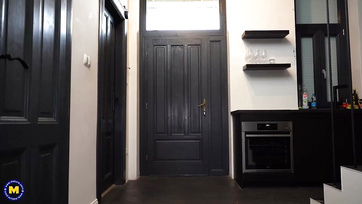 A túlsúlyos érett hölgyek imádják ha őrülten hátsóba dugják és megöklözik őket Thumb