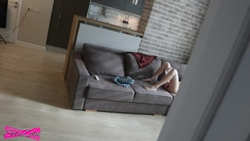 Épp a műfaszával rosszalkodott a csábos mostoha nővérkém úgyhogy megkúrtam Thumb